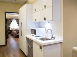 Royaute Luxury Suites and Hotel Gulberg Lahore - Image 5