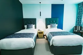 Bay Area Suites Manila - Image 2