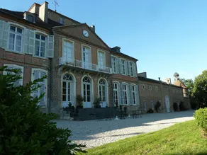 Bed  breakfast in chateau in Allier - Image 4