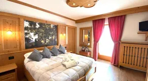 Hotel Laurino - Image 2