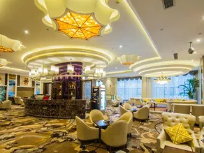 Galactic Garden International Hotel - Image 5