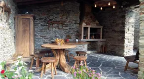 Apartamentos Los Castros - Image 2