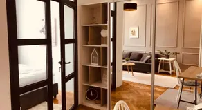 ROOM 44 - Image 3