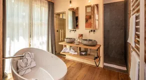 Valsegg Chalets Südtirol - luxury and private hideaway - Image 2