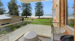 Marese 6 - Cosy and Tranquil Beachfront Unit - Image 4