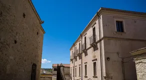 Palazzo Laureano - Dimora Storica - Image 3