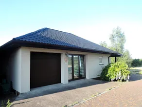 Holiday House near Lake Dabie - Image 1