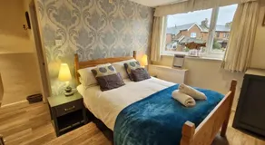 The Strawbury Duck Inn - Image 2