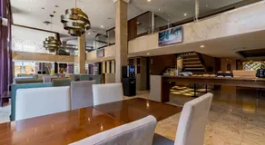 Hotel Majestic Rosario - Image 2