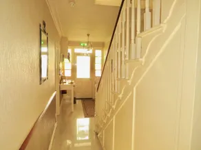Glendale Guestrooms - Image 3