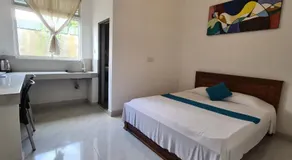 Ceylon Lodge - Airport Transit Hostel - Image 2