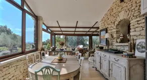 Mas provençal avec piscine à 10 minutes à pieds du village de Gordes - Image 4