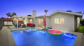 Heated Pool - Jacuzzi - Firepit - Game Room - Image 4