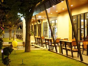 NP Hotel - Image 2