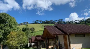Chalé Romântico com Hidromassagem e Café da Manhã na Serra - Image 5