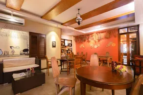 Anggun Boutique Hotel - Image 5