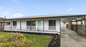 260 Siedlungsstraße, Central Cowes - Image 4