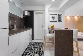 Apartment Witty Please - Image 3