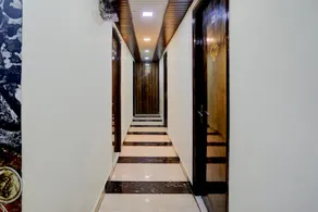 HOTEL O SHIPRAJ INN - Image 2