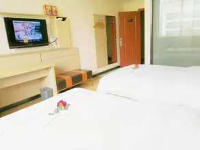 PAI Hotels· Yichang Dongshan - Image 3