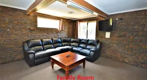 Family Retreat - Image 4