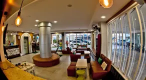 OMG Hotel - Image 2