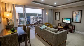 Stay at The Point - Seaside Saunter - Image 2