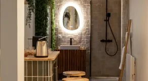 La Penida Suite avec Sauna & Baignoire Hyper Centre Lille - Image 3