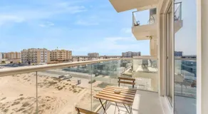 Waves - Stylish Studio with Balcony in Dubai South - Image 4