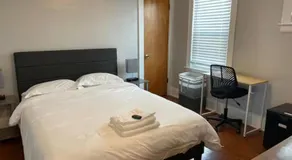 Comfy First Floor Bedroom near Cleveland Clinic Fairview - Image 3
