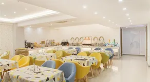 Borrman Hotel Zhenjiang Dashikou Suning Plaza - Image 4