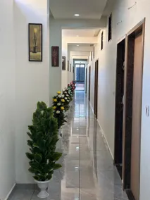 Hotel Embassy Inn - Image 3