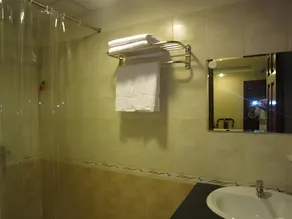 Nui Thanh Hotel - Image 4