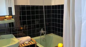 Studio à l'entrée de ma maison - Image 2