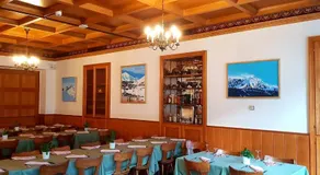 Hotel Des Alpes - Restaurant & Pizzeria - Image 3
