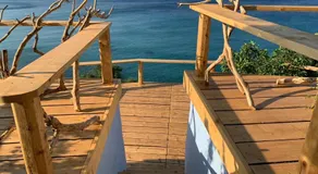 House with balcony on the sea - Image 5