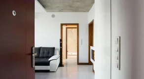 OrangeHomes One bedroom apartment with fireplace - Image 5