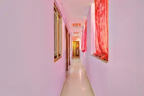 SPOT ON 41610 Hotel Sai International - Image 2
