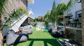 B&D Luxury Studios Suites - Image 5