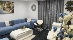 Igloo Magnolia Room Stay I Breakfast I Free Parking - Image 3