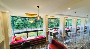 Elegant Residence - Image 3