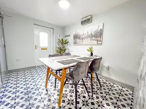 Tyrone House - Image 5