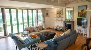 Barn House Pet Friendly - Image 2
