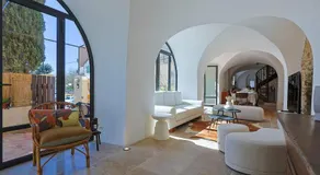 Entire Village Home 7BR 13 Guests Beach - Image 4