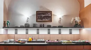 Hotel Paris - Image 4