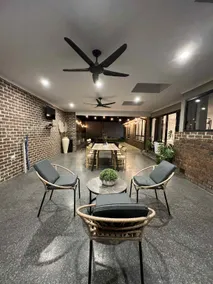 Modern Spacious 4BR + Pool - 5mins drive Airport Long Term Availabale Please contact within - Image 5