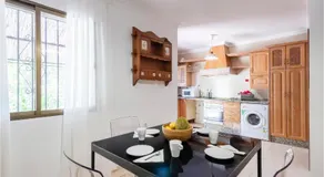 Gorgeous Home In Alhaurin De La Torre - Image 3