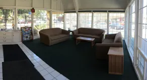 Discovery Inn - Image 2