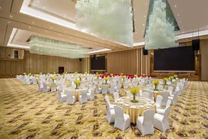 Ramada by Wyndham Taixing - Image 5