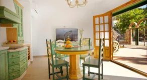 Villa Cultural MONTELUCÍA - Image 2